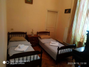 Juli Apartment 1